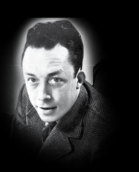 ஆல்பெர் காம்யுவும் கால்பந்தாட்டமும்