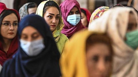 பெண்கள் 360: பெண்களை வீட்டிலிருந்து வேலை செய்யச் சொல்லும் தாலிபான்