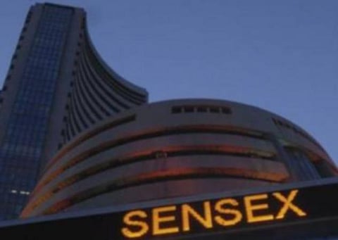 பங்குச்சந்தைகள் வரலாறு காணாத உயர்வு