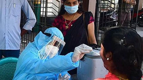 தினசரி கரோனா பாதிப்பு: 30,941 ஆக குறைந்தது