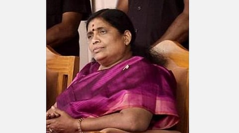 ஓபிஎஸ் மனைவி காலமானார்