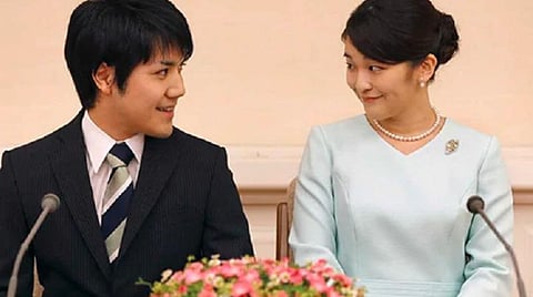 காதலுக்காக அரச குடும்பத்தின் சொத்தை விட்டுக்கொடுத்த ஜப்பான் இளவரசி