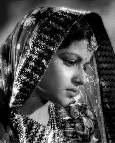 மீரா 75 ஆண்டுகள்: தெற்கையும் வடக்கையும் இணைத்த குரல்!