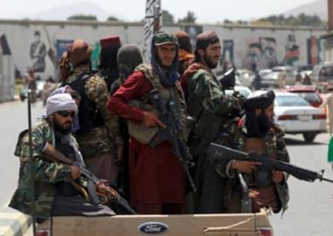 பஞ்ஷிர் பகுதியில் மீண்டும் போர்: ஆயுத கிடங்கை கைபற்ற தலிபான்கள் தீவிர முயற்சி