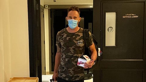 துபாய் வந்து சேர்ந்த சிஎஸ்கே வீரர் டூப்பிளசிஸ் | படம் உதவி ட்விட்டர்