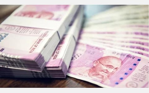 அடுத்தடுத்து குளறுபடி நடப்பதால் அதிர்ச்சி; பிஹார் மாநிலத்தில் மேலும் ஒருவரின் வங்கிக் கணக்கில் ரூ.52 கோடி திடீர் வரவு: சிறிய தொகையை கேட்கிறார் வாடிக்கையாளர்