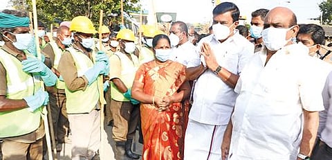 திருப்பூர், நீலகிரியில் வடிகால் தூய்மைப் பணி தொடக்கம் :