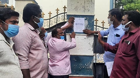 தஞ்சாவூரில் நூறு ஆண்டுகள் பழைமையான மூன்று கட்டிடங்களைக் கையகப்படுத்திய மாநகராட்சி.