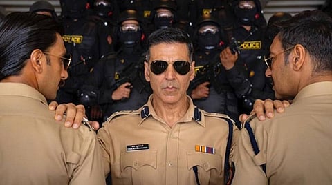 திரையரங்குகள் திறப்பு: 'சூர்யவன்ஷி' வெளியீட்டுத் தேதி அறிவிப்பு