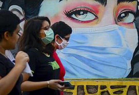 கல்லூரி முதலாம் ஆண்டு மாணவர்களுக்கு அக்டோபர் 4-ம் தேதி முதல் நேரடி வகுப்புகள்