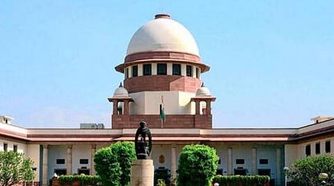 டெல்லி - உத்தரபிரதேச எல்லையில் போராட்டம் என்ற பெயரில் ஓராண்டாக நெடுஞ்சாலையை எப்படி முடக்க முடியும்?- விவசாயிகளுக்கு உச்ச நீதிமன்றம் கேள்வி