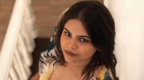 நீச்சல் உடை அணிவதால் விவாகரத்தா? - வித்யுலேகா பதிலடி