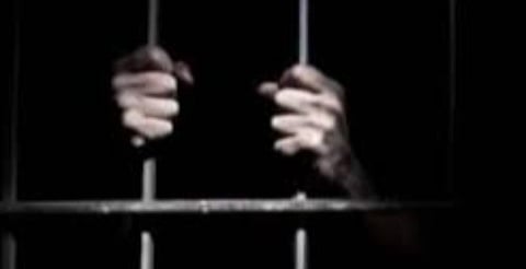 புற்றுநோயால் மகன் பாதிப்பு: விஷ ஊசி போட்டுக் கொலை செய்த தந்தை உள்பட மூவர் கைது