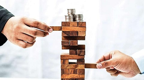 ஏற்ற இறக்கத்தை சமாளிக்கும் பேலன்ஸ்ட் அட்வான்டேஜ் ஃபண்ட்