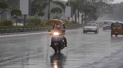 தமிழகத்தின் பல்வேறு மாவட்டங்களில் கனமழை பெய்ய வாய்ப்பு