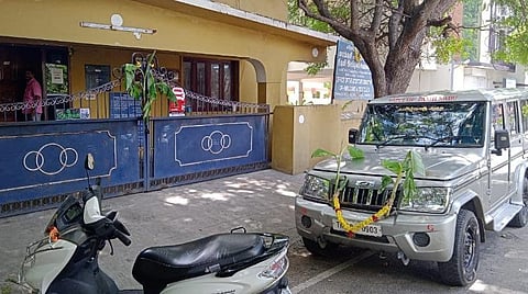 கைத்தறி மற்றும் துணிநூல் துறை உதவி இயக்குநர் அலுவலகத்தில் லஞ்ச ஒழிப்புத்துறை போலீஸார் சோதனை.