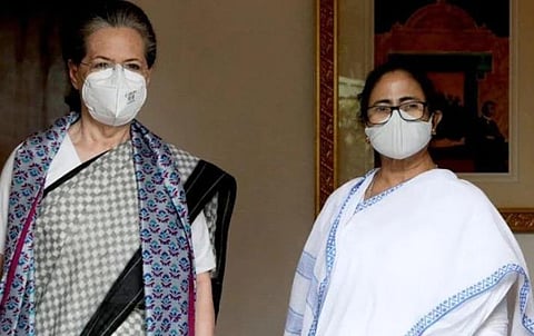 மம்தா செயல்பாட்டால் காங்கிரஸ் அதிருப்தி:பாஜகவை எதிர்க்கும் கட்சிகளின் ஒற்றுமைக்கு சிக்கல்