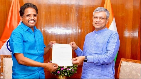 அனைத்து ரயில்களிலும் முதியோர், பத்திரிகையாளர் உள்ளிட்ட 53 சலுகைகளை திரும்ப வழங்க சு.வெங்கடேசன் எம்.பி. வலியுறுத்தல்