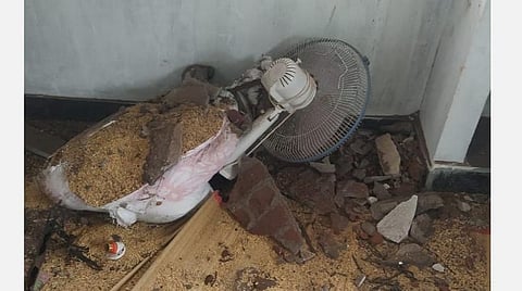 திருச்சி அருகே இடி தாக்கி வீடு சேதம்: காது பாதிக்கப்பட்டதாக 5 பேர் மருத்துவமனையில் அனுமதி