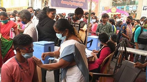 நவ.2 தமிழக நிலவரம்: மாவட்ட வாரியாக கரோனா தொற்றுப் பட்டியல்