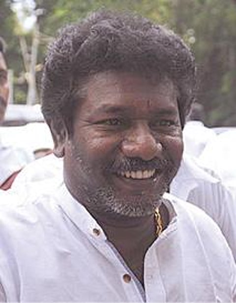 கருணாஸ்