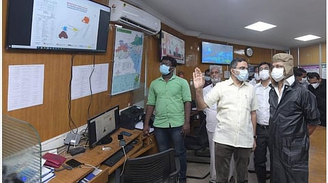 தீபாவளி பண்டிகைக்கு சொந்த ஊர் சென்றவர்கள் 2,3 நாட்கள் கழித்து சென்னை திரும்புங்கள்: முதல்வர் ஸ்டாலின் வேண்டுகோள்