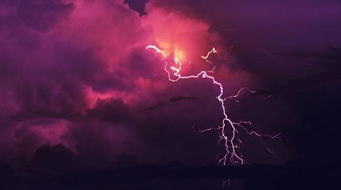 பளிச் பத்து 130: மின்னல்