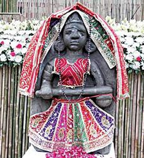 அன்னபூரணி சிலை