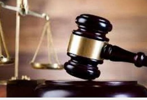 கீழமை நீதிமன்றத்தில் வழக்கு இருக்கும்போது உயர் நீதிமன்றத்தில் விவாகரத்து பெற்ற தம்பதி