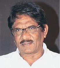 திரைத்துறையை அதன் இயல்பில் இயங்கவிடுங்கள் : அன்புமணிக்கு இயக்குநர் பாரதிராஜா கடிதம்