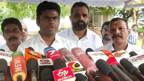 பயிர் சேதத்திற்கு ஹெக்டேருக்கு வெறும் ரூ.20,000 ஏற்புடையதல்ல; பெட்ரோல் விலையைக் குறைக்க வலியுறுத்தி நவ.22 முதல் தொடர் போராட்டம்: தமிழக பாஜக தலைவர் அண்ணாமலை பேட்டி