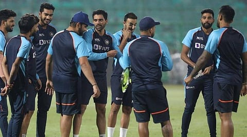 படம் உதவி: ட்விட்டர்.