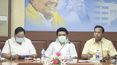 மூன்று வேளாண் சட்டங்களை ரத்து செய்யும் அறிவிப்பை மத்திய அரசு சட்டமாக நிறைவேற்ற வேண்டும்: திமுக வலியுறுத்தல்