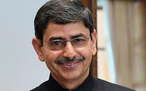 பழங்குடியினர் பெருமை வாரத்தை முன்னிட்டு மாணவர்களுடன் ஆளுநர் கலந்துரையாடல்: ஏழைகளுக்கு உதவ வேண்டும் என அறிவுரை