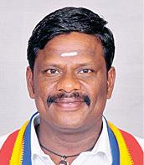 பெ.மகேஷ்குமார்