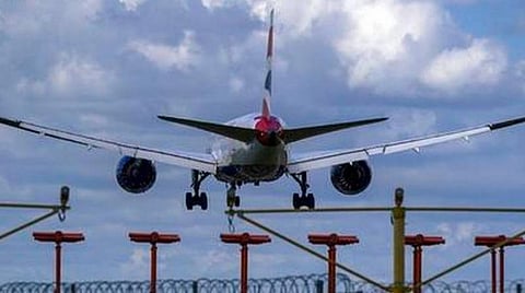 சிங்கப்பூர், மலேசியாவில் இருந்து தமிழகத்துக்கு நேரடி விமான சேவைக்கு ஒப்பந்தம்: விரைவில் மேற்கொள்ள மத்திய அமைச்சருக்கு முதல்வர் கடிதம்