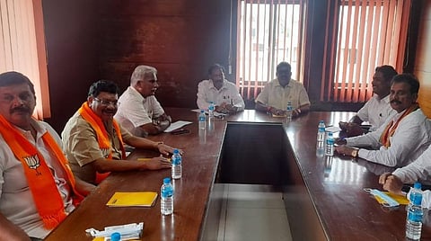 கட்சித் தலைமையின் அனுமதியின்றிச் செயல்படக் கூடாது: புதுச்சேரி பாஜக எம்எல்ஏக்களுக்கு அறிவுறுத்தல்