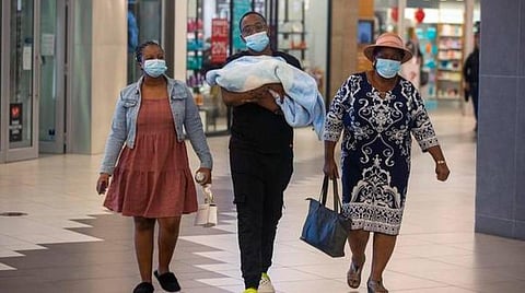 ‘‘தண்டித்து விடாதீர்கள்’’- ஒமிக்ரான் வைரஸ் கண்டுபிடிப்பு; தென் ஆப்ரிக்கா ஆதங்கம்