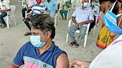 தமிழகத்தில் இன்று 12-வது மெகா தடுப்பூசி முகாம்