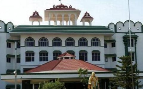 ஆயுள் தண்டனை ஆயுள் முழுவதும் அனுபவிக்க வேண்டிய தண்டனை: உயர் நீதிமன்றம் உத்தரவு