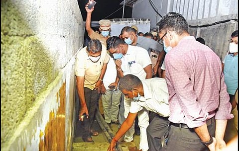 சாய ஆலையில் மனிதர்களை பயன்படுத்தி - கழிவுநீர் தொட்டிகளை சுத்தம் செய்தால் கடும் நடவடிக்கை : ஆய்வுக்குப்பின் தேசிய தூய்மைப் பணியாளர் ஆணையத் தலைவர் எச்சரிக்கை