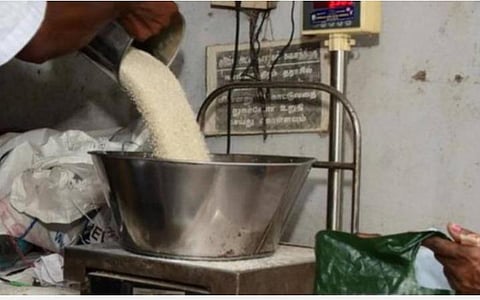 பட்டினியிலிருந்து மக்களைக் காப்பது அரசின் பெரும் பொறுப்பு