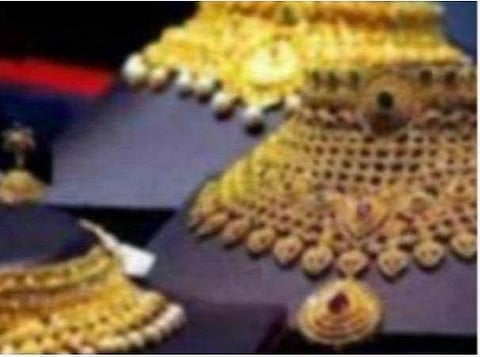 தங்கம் விலை குறைவு: இன்றைய நிலவரம் என்ன?