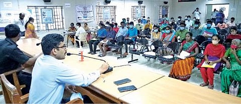 திருப்பூரில் கல்விக்கடன் சிறப்பு முகாம் :