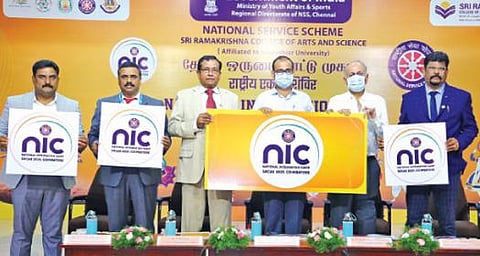  ராமகிருஷ்ணா கலை, அறிவியல் கல்லூரியில் - என்எஸ்எஸ் மாணவர்களுக்கு தேசிய ஒருமைப்பாட்டு முகாம் :