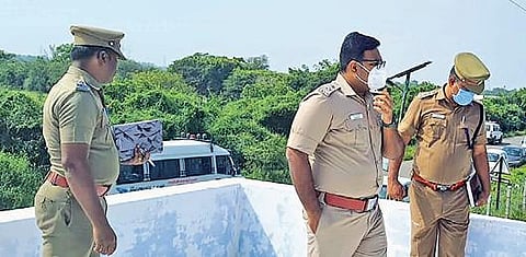 நகைக்காக தம்பதி வெட்டிக்கொலை: காங்கயம் போலீஸார் விசாரணை