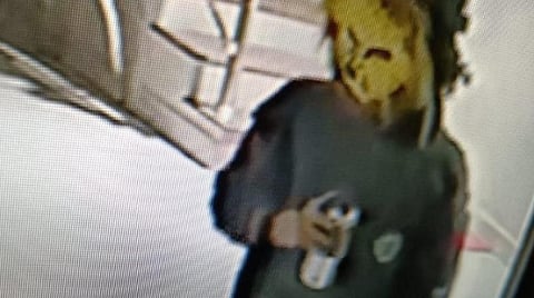 ஒல்லியான தேகம், தலையில் விக், முகமூடி: 16 கிலோ தங்கம், 1 கிலோ வைர நகைகள் திருடிய நபரைப் பிடிக்க 8 தனிப்படை அமைப்பு