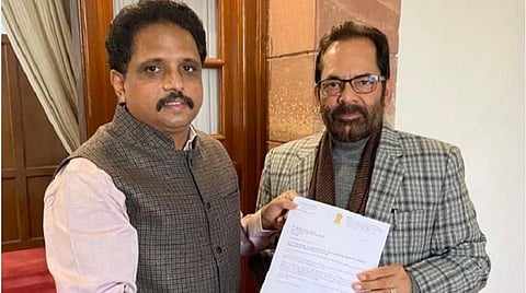 உதவித்தொகை; சிறுபான்மை மாணவர்களுக்குக் கால நீட்டிப்பு: மத்திய அமைச்சரிடம் சு.வெங்கடேசன் நேரில் கோரிக்கை