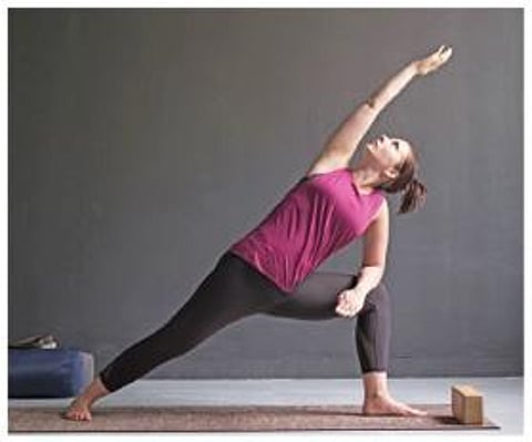 தினம் தினம் யோகா 18: பார்ஸ்வ கோணாசனம்