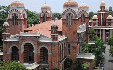 தவறான வழியில் பட்டம் பெற முயன்ற 117 பேரின் தேர்வு முடிவுகள் நிறுத்திவைப்பு; தேர்வு முறைகேடு குறித்து விசாரிக்க சிண்டிகேட் உறுப்பினர்கள் குழு: சென்னை பல்கலைக்கழக துணைவேந்தர் கவுரி தகவல்